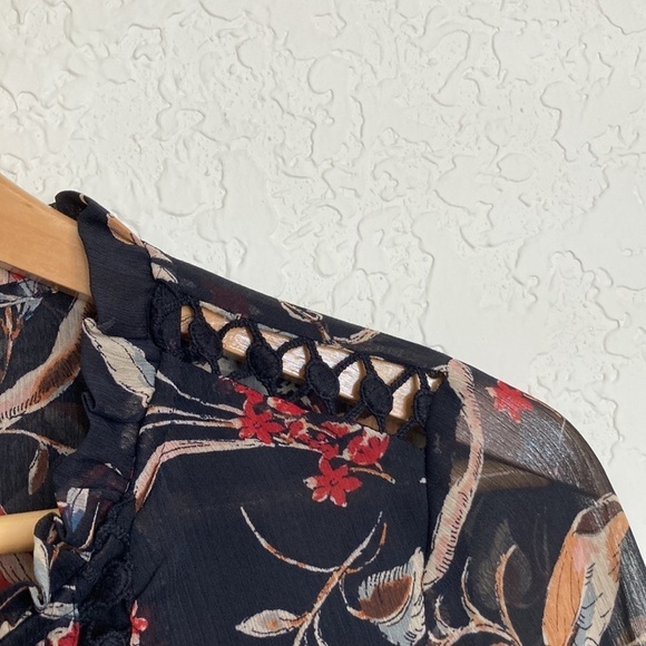 Anthropologie Maeve odetta black floral and bird print bell sleeve shirt - Picture 13 of 15